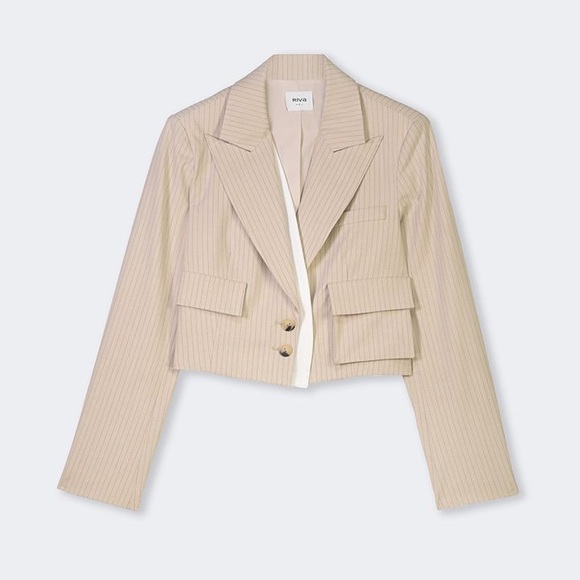 NWT Riva Tailored Pinstripe Two-Piece Skirt Suit in Light Beige - Picture 7 of 12